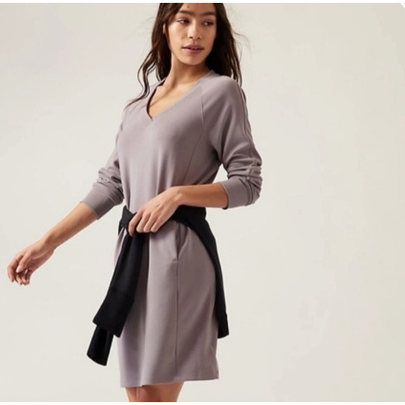 NWT Athleta Seasoft Robe Pullover V-Neck Purple Long Sleeve Dress Pockets Size L - Picture 3 of 16